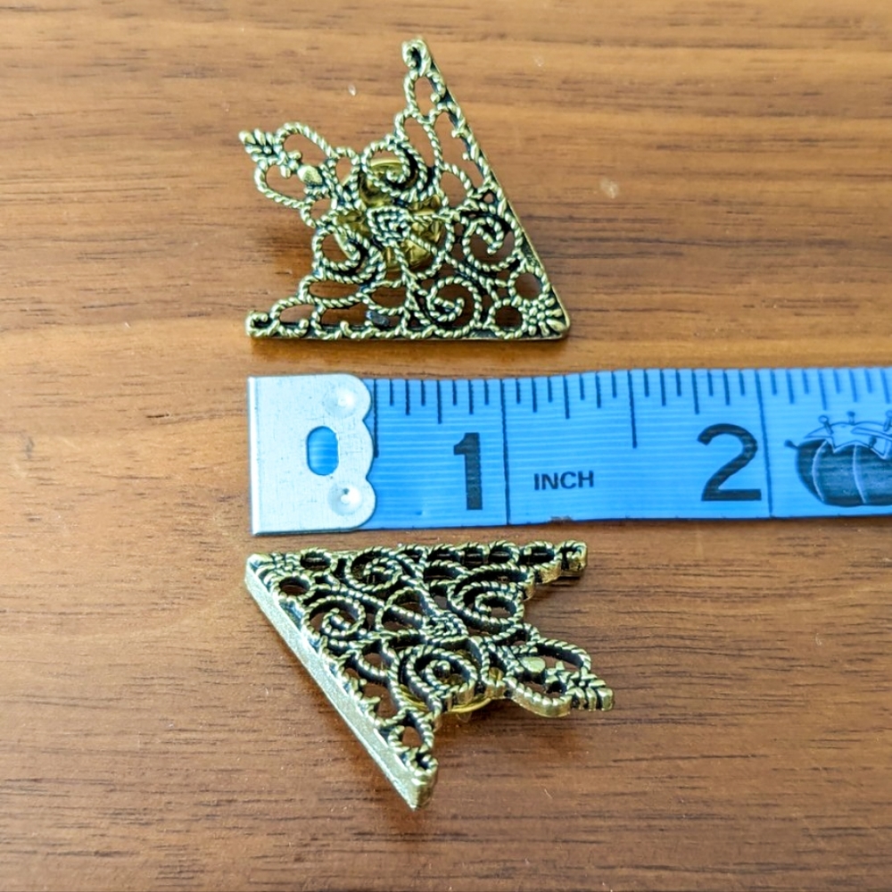 SOLD 🚫 Vintage Victorian Gold Collar Brooche Pins - Picture 5 of 5